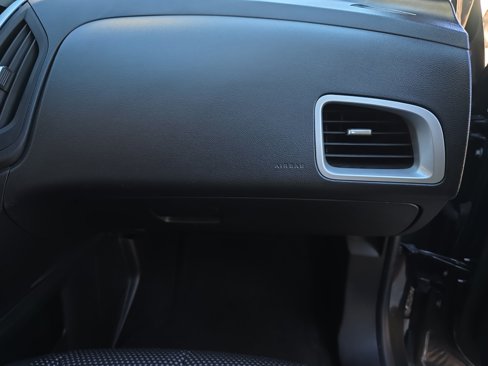 Used 2017 Chevrolet Equinox LS image 19