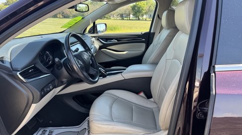 Used 2018 Buick Enclave Premium image 10