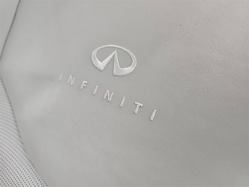Used 2014 INFINITI Q60 Convertible w/ Sport Package image 17