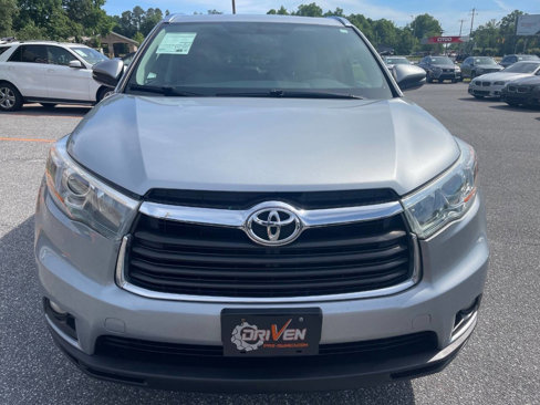 Used 2015 Toyota Highlander XLE image 9