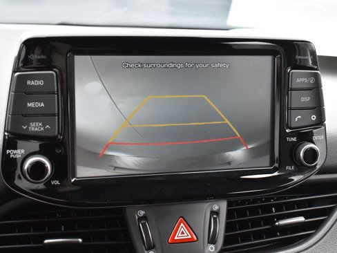 Used 2018 Hyundai Elantra GT image 20