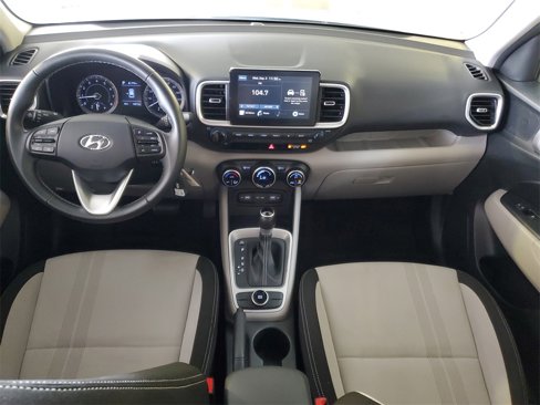 Certified 2022 Hyundai Venue SEL image 11