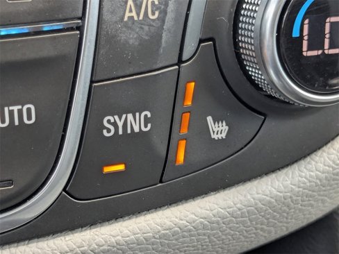 Used 2018 Chevrolet Equinox Premier image 19
