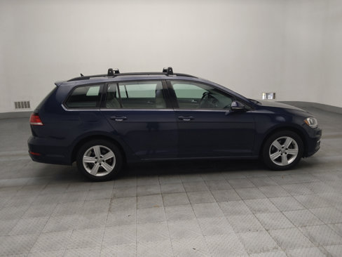 Used 2018 Volkswagen Golf SE image 10