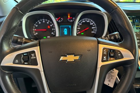 Used 2017 Chevrolet Equinox LT w/ Convenience Package image 22