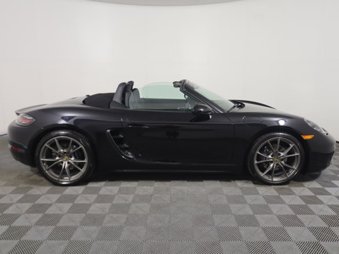 Certified 2022 Porsche 718 Boxster image 8