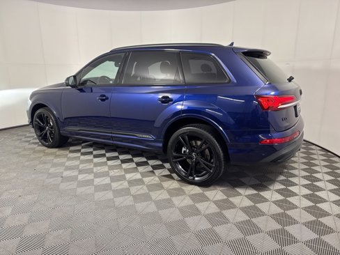 Used 2021 Audi Q7 3.0T Prestige image 3
