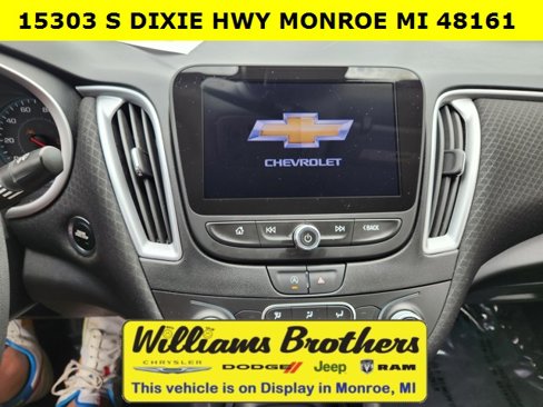 Used 2023 Chevrolet Malibu LT image 10