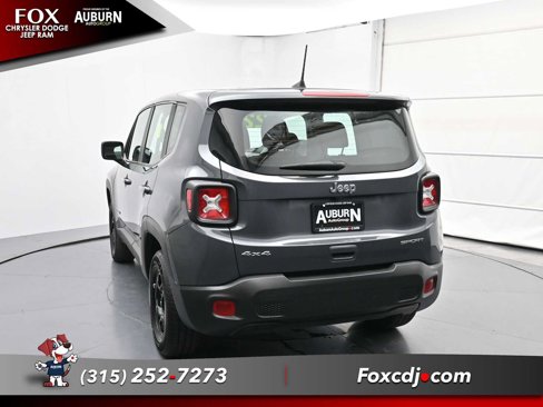 Used 2022 Jeep Renegade Sport image 9