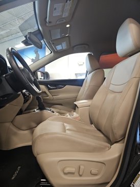 Used 2020 Nissan Rogue SL image 13