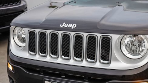 Used 2016 Jeep Renegade Limited image 6