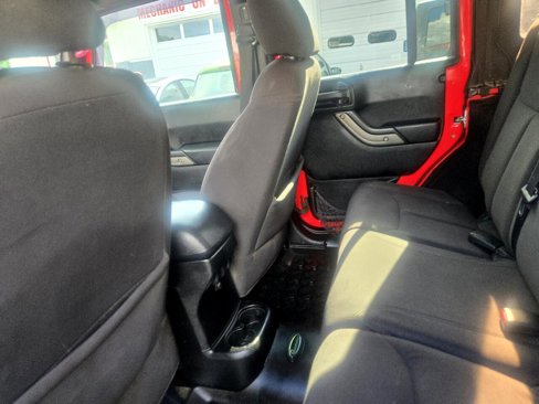 Used 2013 Jeep Wrangler Unlimited Sport image 58