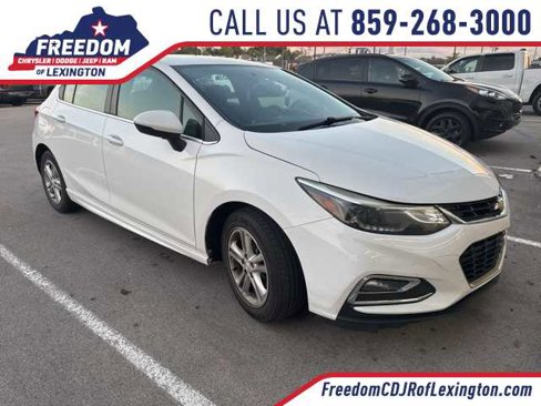 Used 2017 Chevrolet Cruze LT w/ Convenience Package image 1