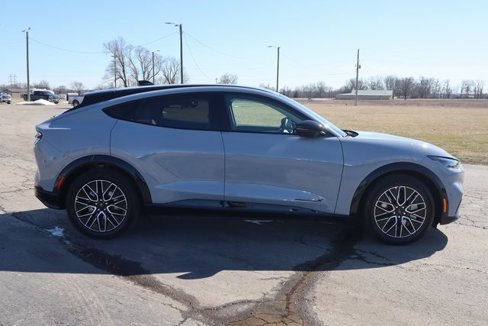 New 2024 Ford Mustang Mach-E Premium image 21