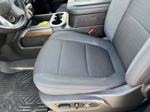 Used 2021 Chevrolet Silverado 1500 LT Trail Boss image 11