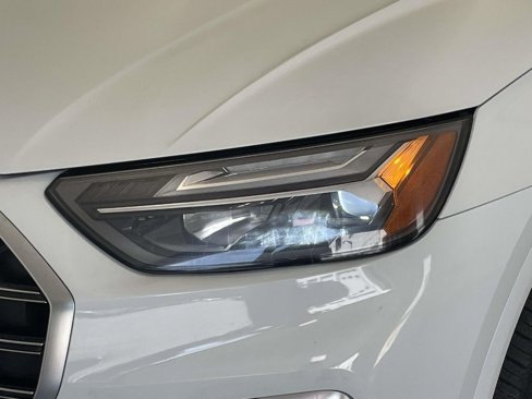 Used 2021 Audi SQ5 Premium w/ Convenience Package image 15