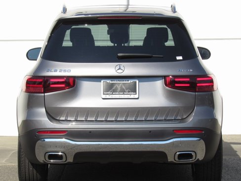 New 2026 Mercedes-Benz GLB 250 4MATIC image 7