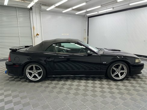 Used 2003 Ford Mustang GT image 6