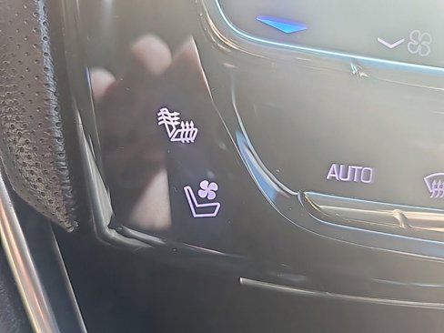 Used 2016 Cadillac XTS Luxury image 33