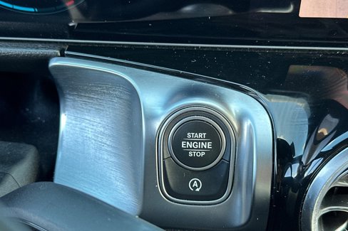 Certified 2021 Mercedes-Benz GLB 250 image 20