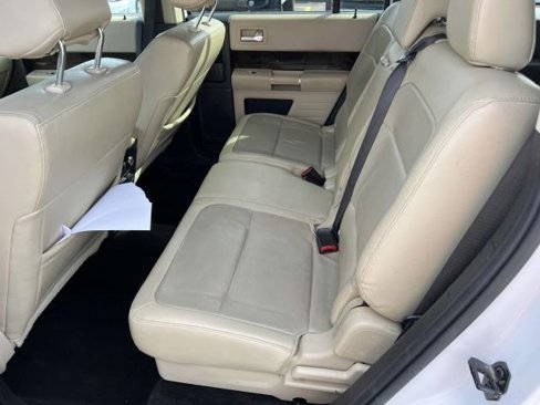 Used 2018 Ford Flex Limited image 11