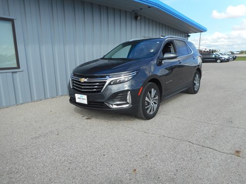 Used 2022 Chevrolet Equinox Premier image 2