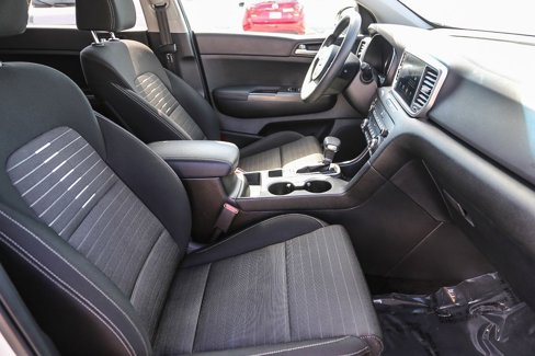 Used 2022 Kia Sportage LX w/ LX FWD Value Edition Package image 17