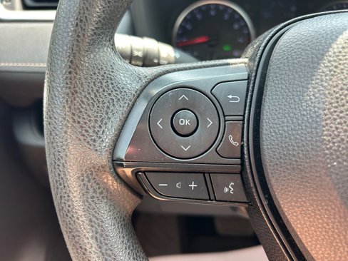 Used 2019 Toyota RAV4 XLE image 17