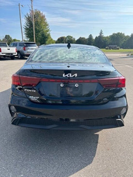 Used 2024 Kia Forte LXS image 7