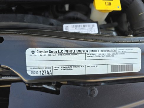 Used 2011 Chrysler Town & Country Touring-L w/ Driver Convenience Group image 41