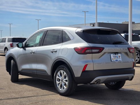 Used 2024 Ford Escape Active w/ Cold Weather Package image 17