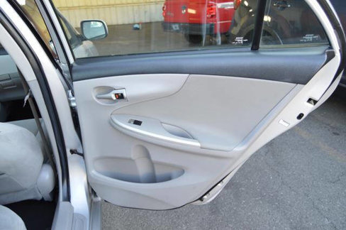 Used 2011 Toyota Corolla LE image 43