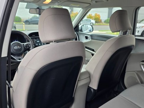 Used 2020 Kia Soul LX image 20