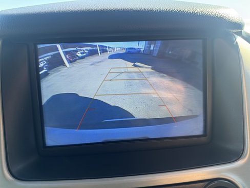 Used 2020 GMC Yukon SLE w/ SLE Value Package image 16