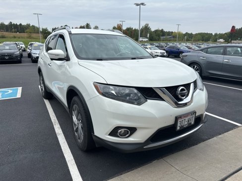 Used 2014 Nissan Rogue SL image 2