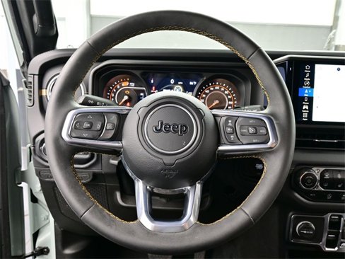 Used 2024 Jeep Wrangler Sahara w/ Technology Group image 7
