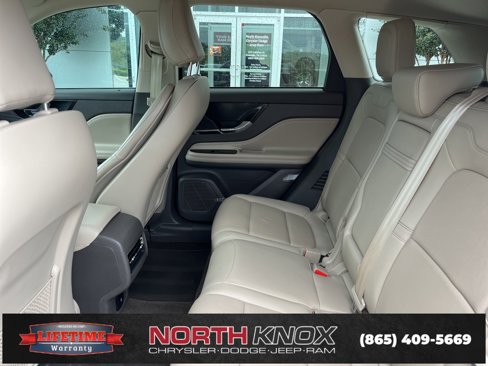 Used 2021 Lincoln Corsair FWD w/ Premium Package image 16