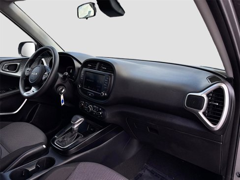 Used 2024 Kia Soul LX w/ Option Group 015 image 30