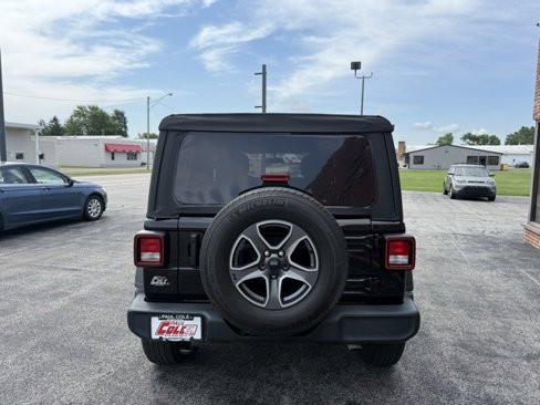 Used 2022 Jeep Wrangler Unlimited Sport image 6