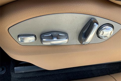 Certified 2021 Porsche Macan S image 31