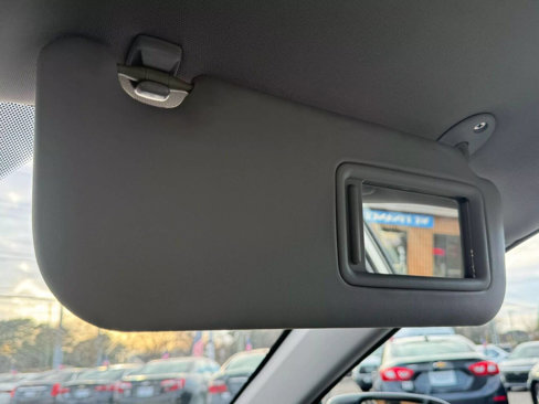 Used 2016 Toyota Corolla L image 31