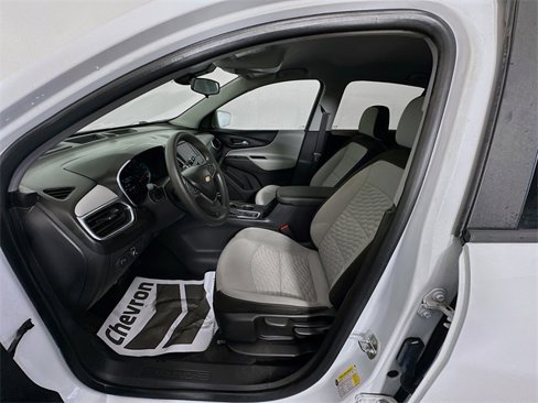 Used 2020 Chevrolet Equinox LS image 19