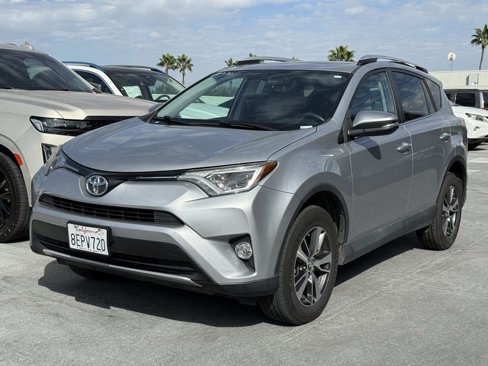 Used 2016 Toyota RAV4 XLE image 1