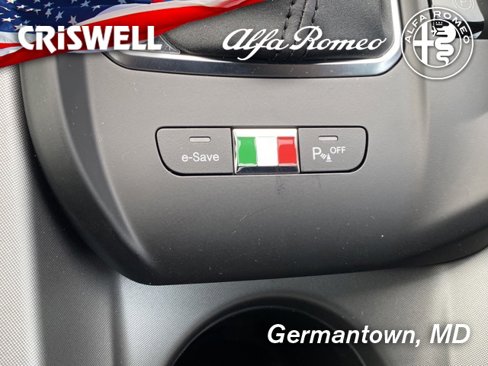 New 2024 Alfa Romeo Tonale Ti image 31