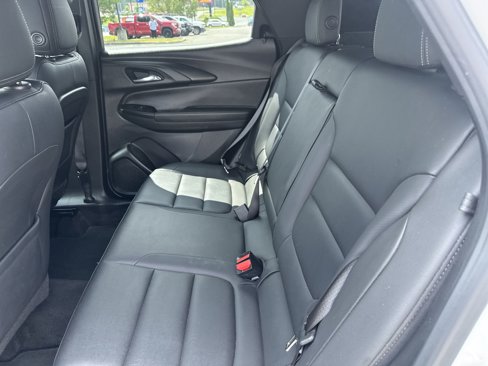 Used 2021 Chevrolet TrailBlazer ACTIV w/ Technology Package image 13