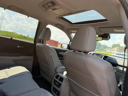 Used 2018 Honda Pilot Touring image 25