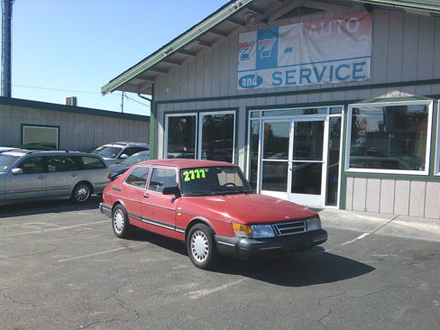 Used 1989 Saab 900 S image 1