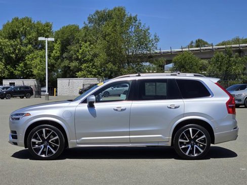 Used 2019 Volvo XC90 T8 Momentum w/ Protection Package image 8