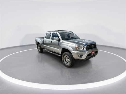 Used 2014 Toyota Tacoma PreRunner image 2