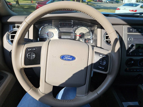Used 2011 Ford Expedition XLT w/ HD Trailer Tow Pkg image 23